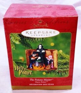 Harry Potter The Potions Master Ornament-Light-Up-02ab - Copy