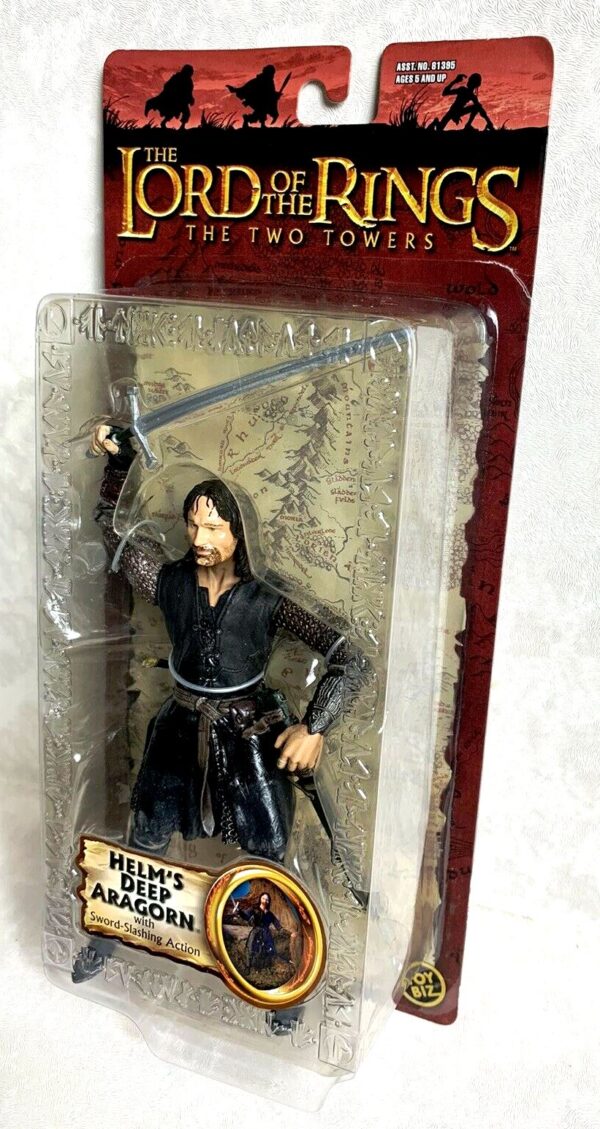 Helm's Deep Aragorn (Sword Slashing)-01a Helm's Deep Aragorn (Sword Slashing)-01a