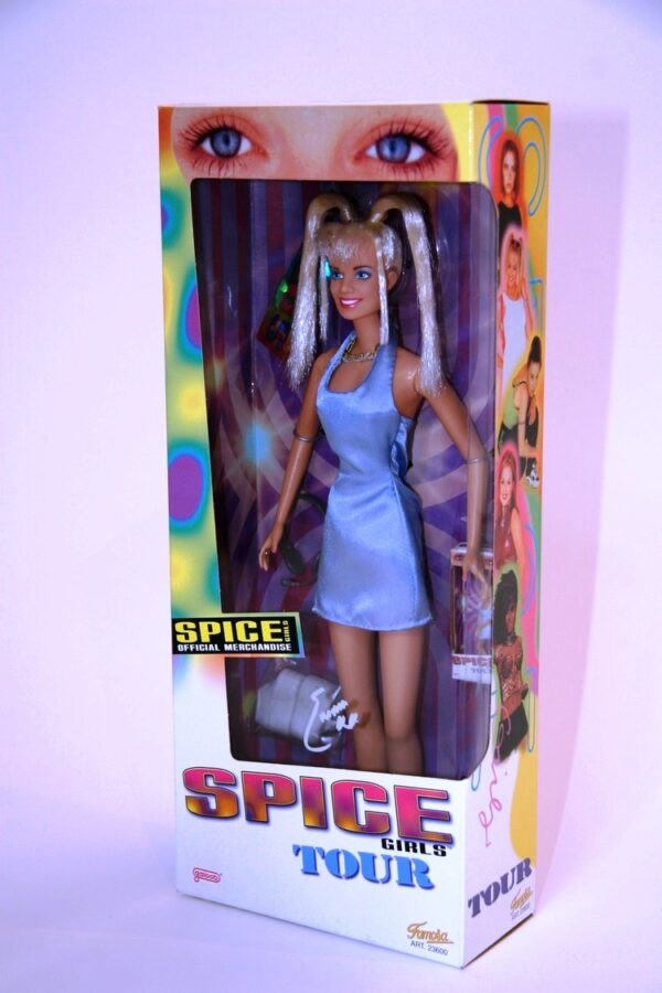 Baby Spice -Emma on Tour (1998)A