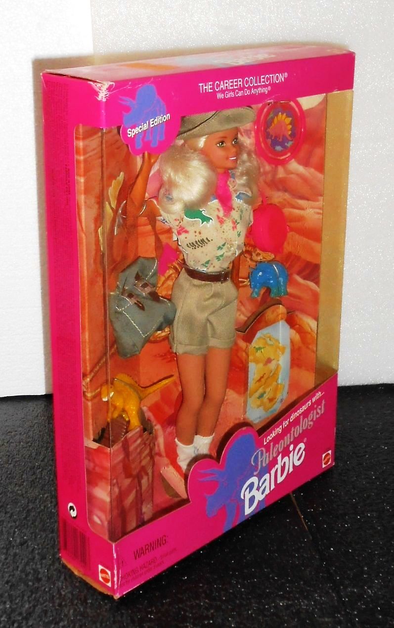 Paleontologist Barbie “Blonde” (The Career Collection “Toys R Us