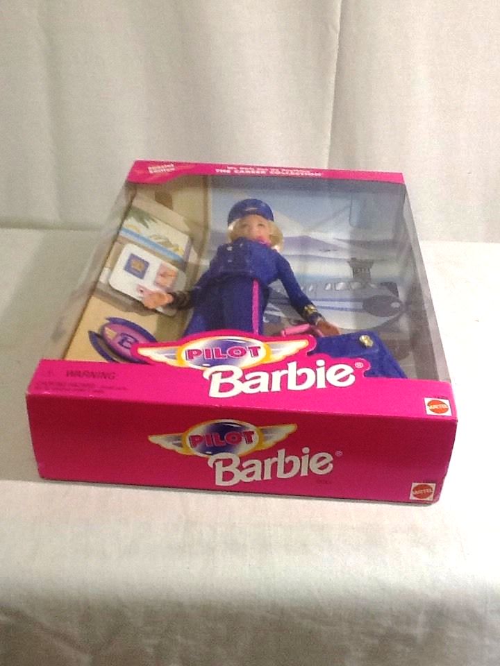 Pilot Barbie “Short Blonde Hair” (The Career Collection “Toys R Us