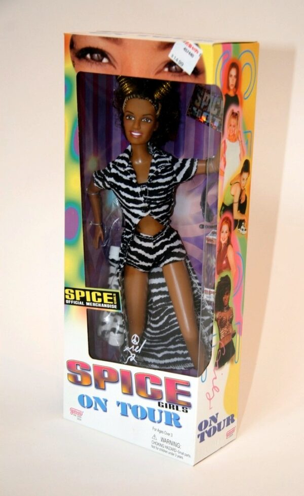 Scary Spice (“Melanie Brown”) On Tour (1998)-0