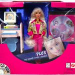 Talk with Me Barbie (Blonde)-01a