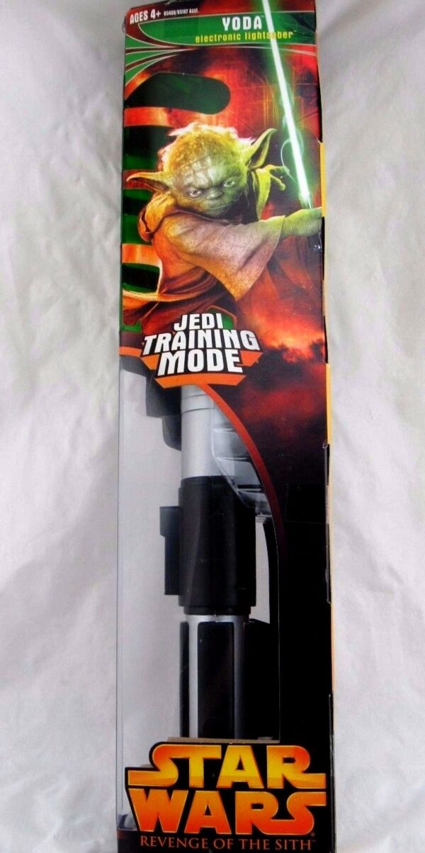 Yoda Electronic Lightsaber (1)
