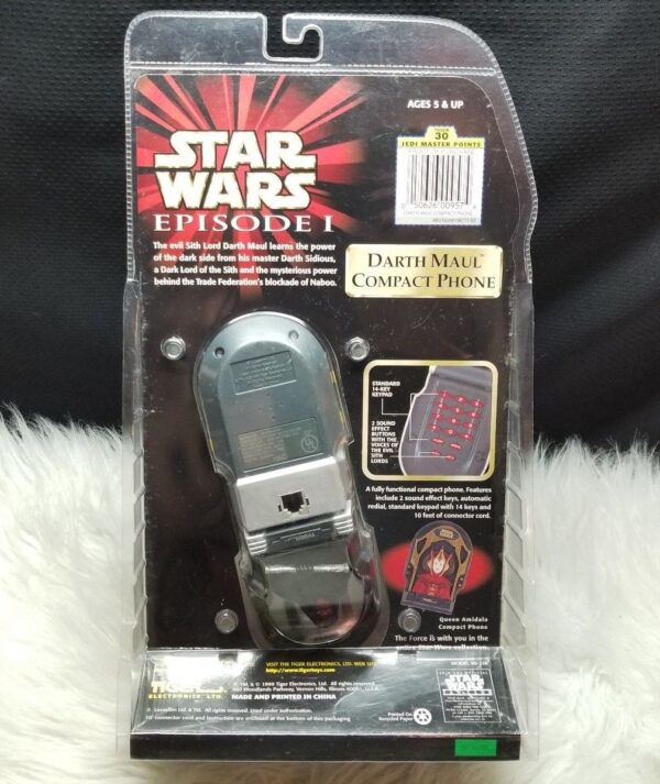 Darth Maul Compact Phone-01