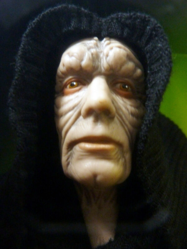 Emperor Palpatine 12 inch (1998)-01a Emperor Palpatine 12 inch (1998)-01a