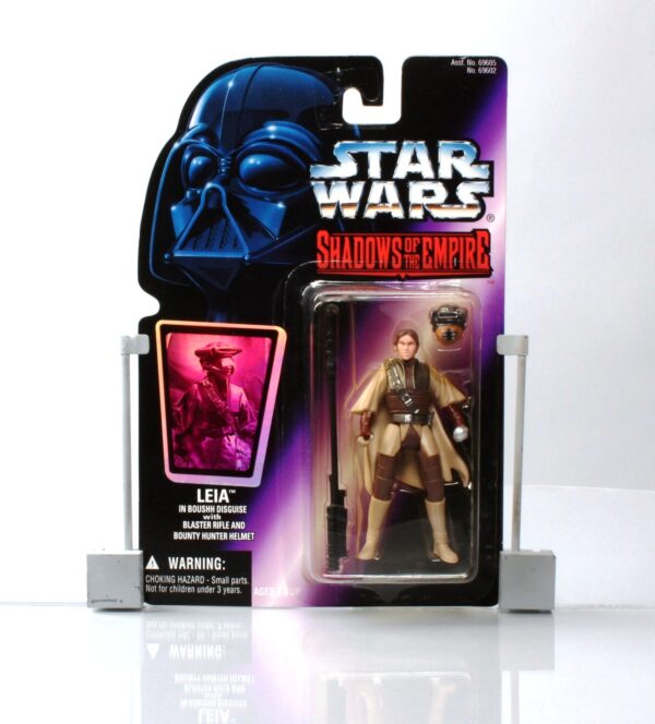 Leia in Boushh Disguise with Blaster Rifle Leia in Boushh Disguise with Blaster Rifle