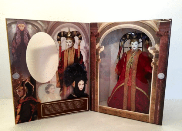Queen Amidala 12 inch (Red Senate Gown) #61774-0 (4)