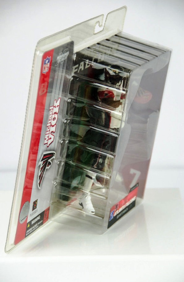 Michael Vick ("Atlanta Falcons QB, No. 7 Clean White Jersey") Series-07 (2004)