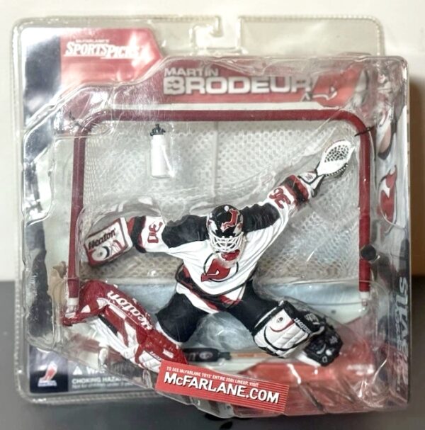 2001 McFarlane NHL Martin Brodeur (White Water Bottle) (1)