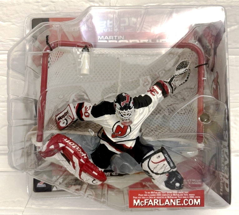 2001 McFarlane NHL Martin Brodeur (White Water Bottle) (2)