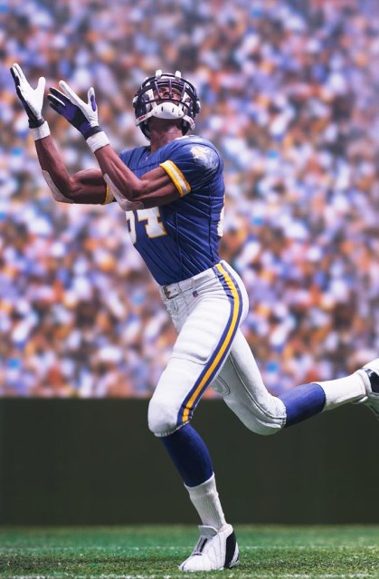 Randy Moss - (Clean Purple "Moss" Jersey) Series-01