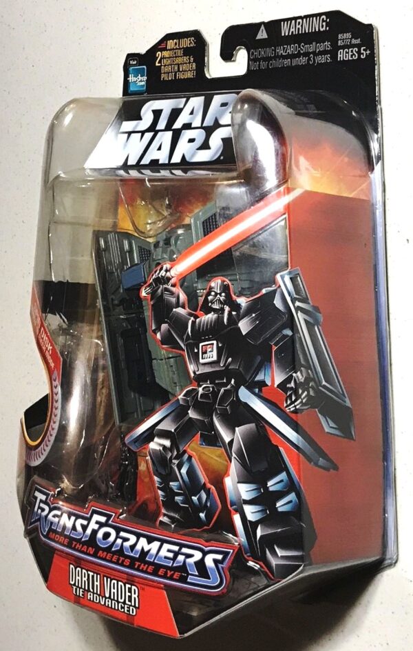 トランスフォーマー STAR WARS STAR WARS × TRANSFORMERS】Combiner！02 Millennium Falcon