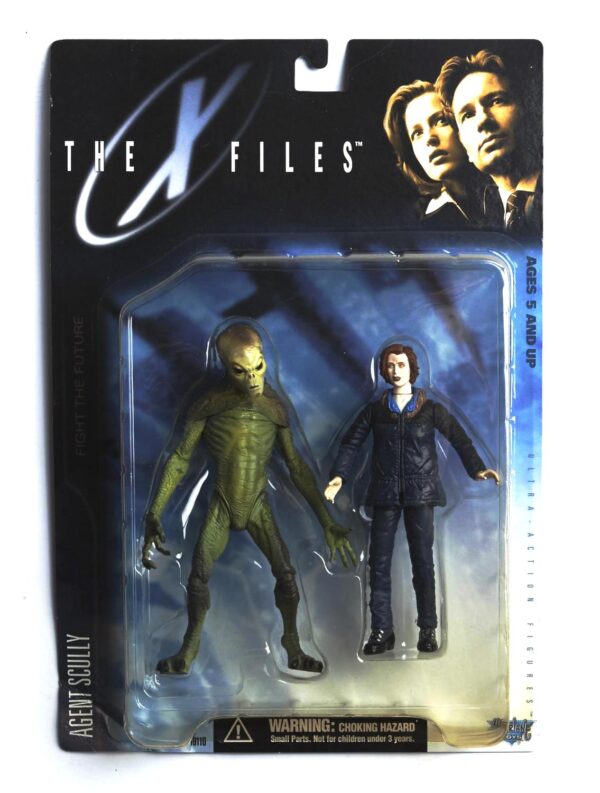 Agent Dana Scully (parka & alien) UPC-787926161120-1