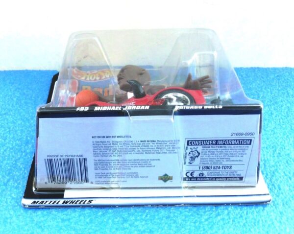 Michael Jordan (Hot Wheels Radical Rides Chicago Bulls) (7)