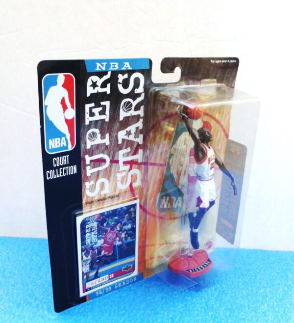 Michael Jordan (Living Legends Super Stars #2 Of 4 Regular Edition) (4)