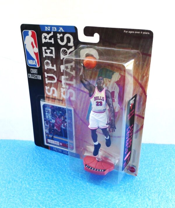 Michael Jordan (Living Legends Super Stars #2 Of 4 Regular Edition) (5)
