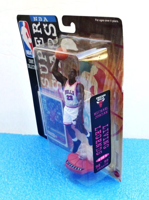 Michael Jordan (Living Legends Super Stars #2 Of 4 Regular Edition) (6)