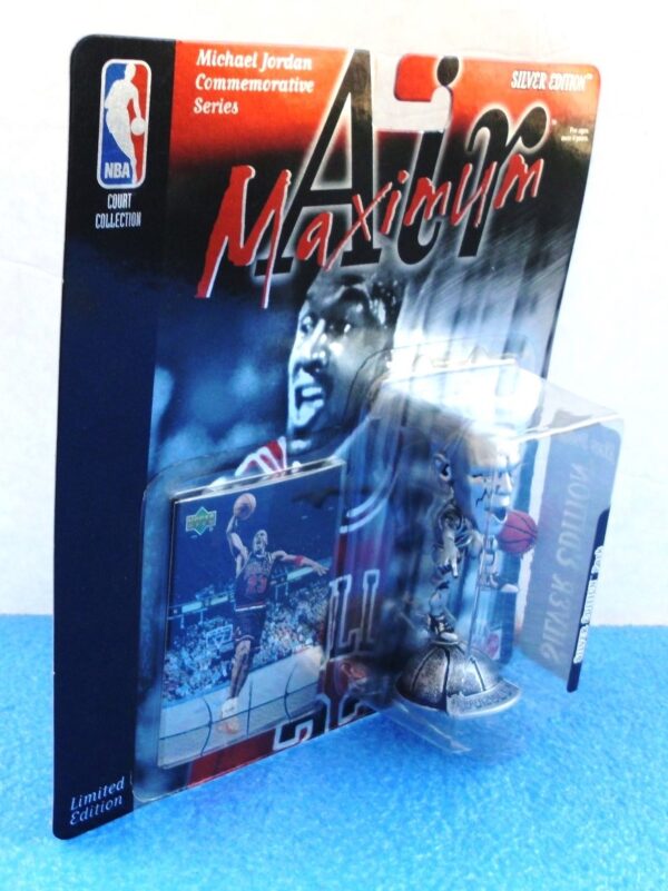 Michael Jordan Maximum Air 1999 (Silver Edition Pack New Pose!) (4) Michael Jordan Maximum Air 1999 (Silver Edition Pack New Pose!) (4)