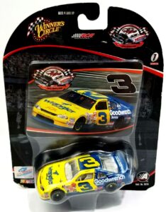 2004 Winner's Circle Museum Series (Yellow) Dale Earnhardt Chevrolet Monte Carlo (B)
