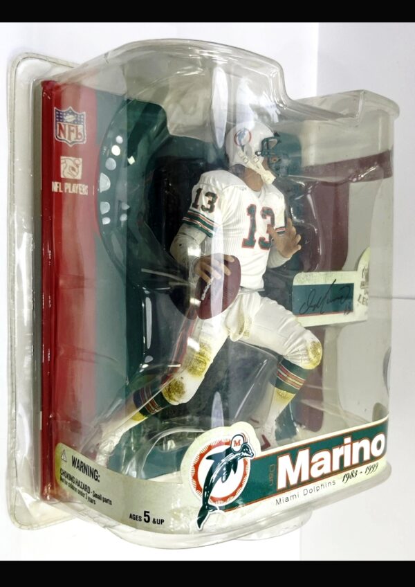 2007 McFarlane NFL Legends Dan Marino (White Jersey) (2)