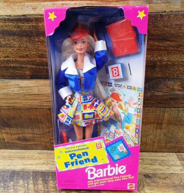 International Pen Friend Barbie-01aa International Pen Friend Barbie “Blonde” (Mattel-“Toys R Us Exclusive” Special Edition) “Rare-Vintage” (1995)