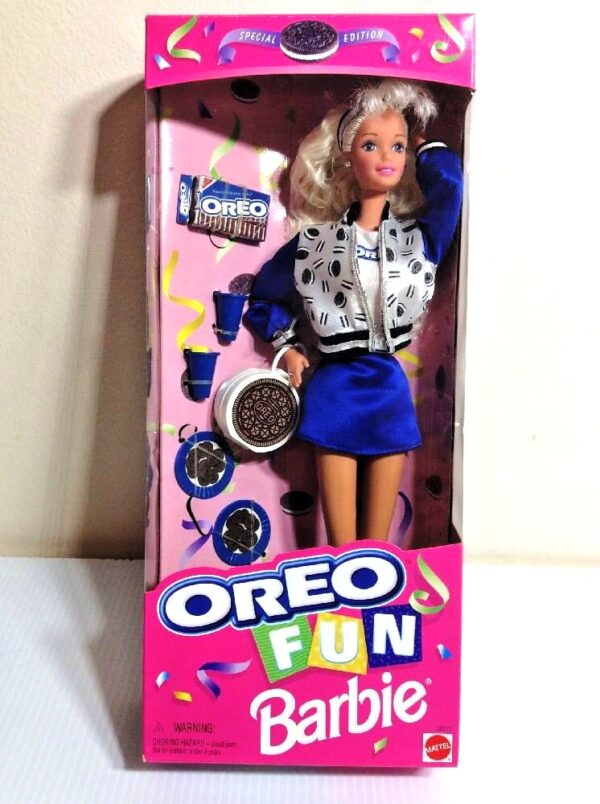 Oreo Fun Barbie-01a Oreo Fun Barbie “Blonde” (“Toys R Us Exclusive” Special Edition) “Rare-Vintage” (1997)