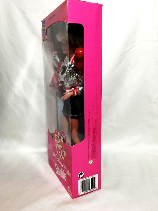 Walt Disney World Barbie (4)