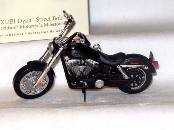 2006 FXDBI Dyna Street Bob (Hallmark ornament)-C 2006 FXDBI Dyna Street Bob (Hallmark ornament)-C