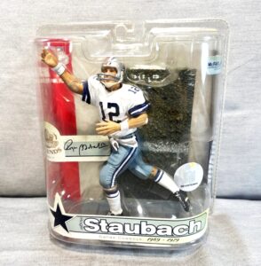 2007 McFarlane NFL Legends Roger Staubach (Variant Helmet) (1)
