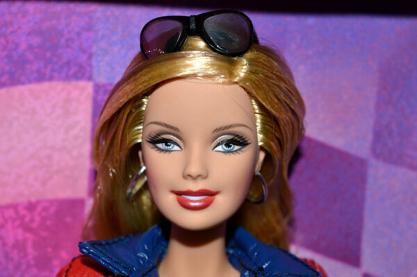 NASCAR Barbie #24 (Jeff)-01a