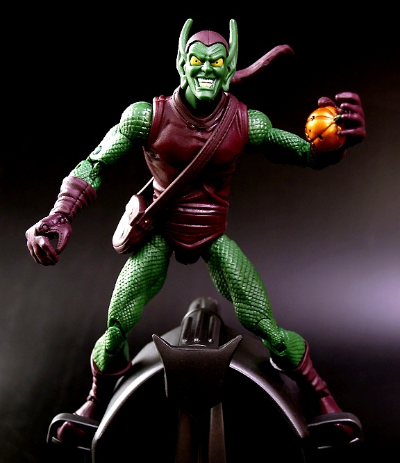Green Goblin "Norman Osborn" (Marvel Legends "Exclusive" Onslaught Series) “Rare-Vintage” (Series-13) 2006