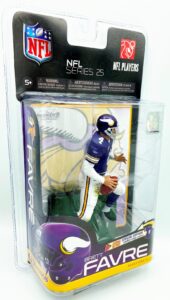 2010 McFarlane Retro Brett Favre 6pcs (2)
