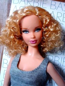 Barbie Basics Collection (002 Model 003)-01a
