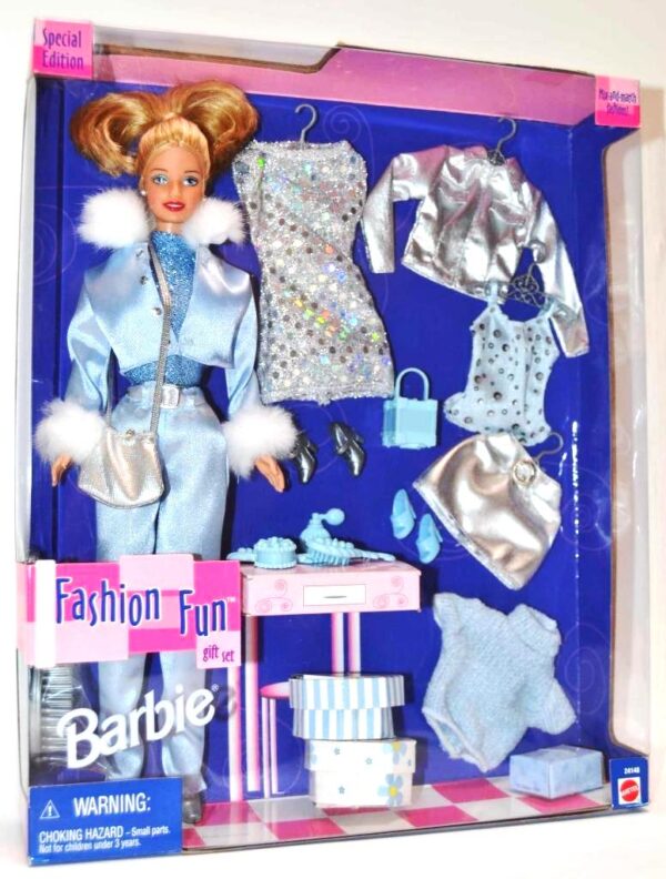 Fashion Fun Gift Set (Barbie) 1999aa Fashion Fun Gift Set “Barbie” (Mix-&-Match Fashions! “Toys R Us Exclusive” Special Edition Collection) “Rare-Vintage” (1999)