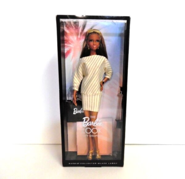 The Barbie Look City Shopper (African American) (20)-A The Barbie Look City Shopper (African American) (20)-A