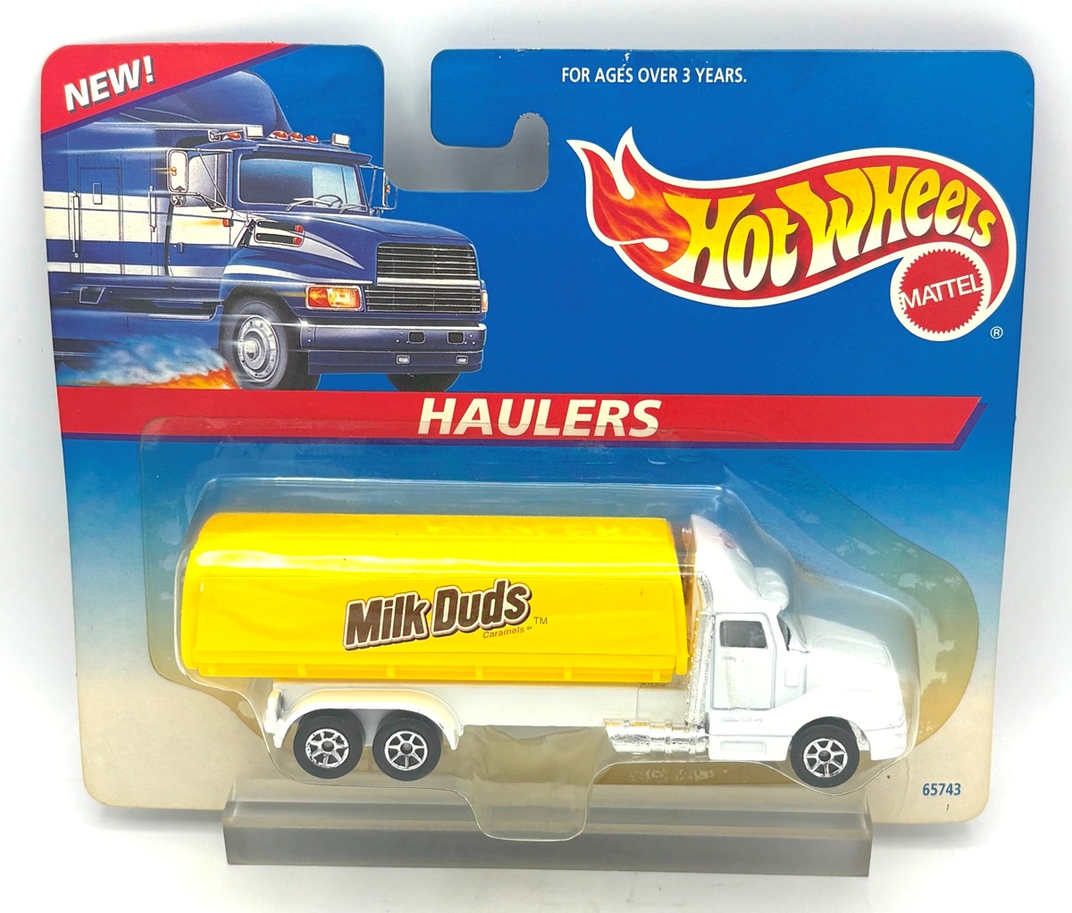 1996 HW Short Card Haulers Milk Duds Caramels (1)