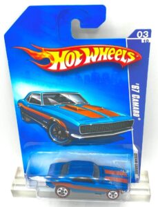 2009 Dream Garage Red Lines '67 Camaro #3 of #10 Blue=5 (2)