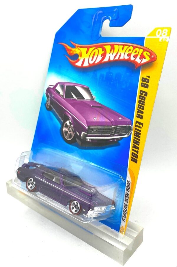 2009 R L New Models 69 Cougar Eliminator #8 of #42 Purple=5 (4) 2009 R L New Models 69 Cougar Eliminator #8 of #42 Purple=5 (4)