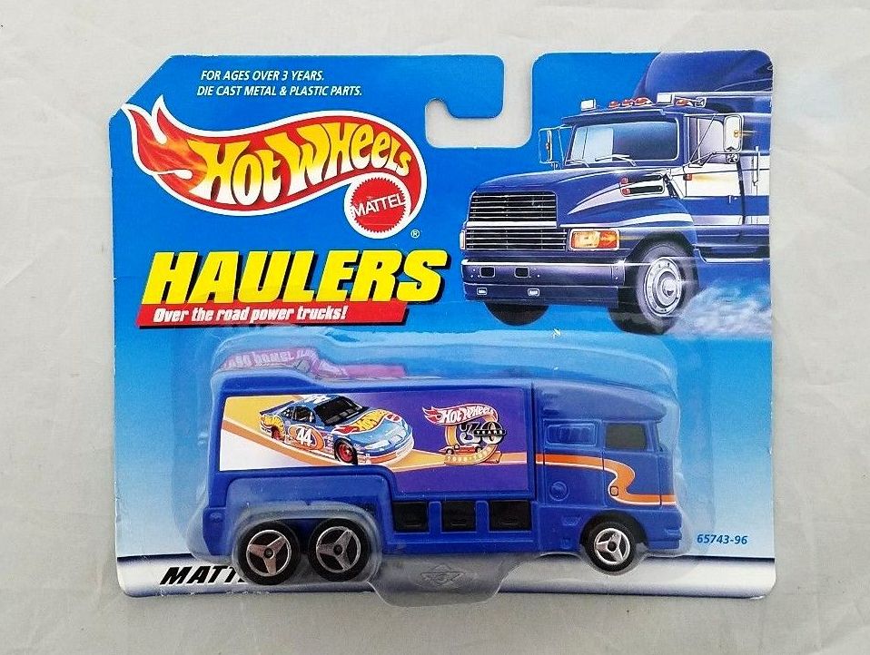 Hotwheels (Haulers Short Card Error!!) Hotwheels 30 Years 1998 