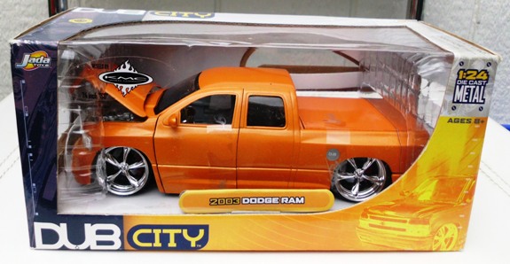2003 Dodge Ram - Orange (DUB City) 1-24