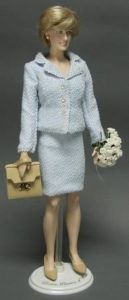 Diana Princess of Wales Porcelain Doll (Lt Blue)1a