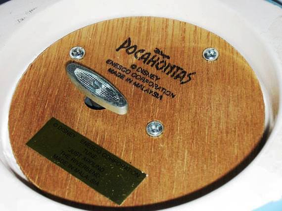 Pocahontas and Neeko (Musical) 1995-e