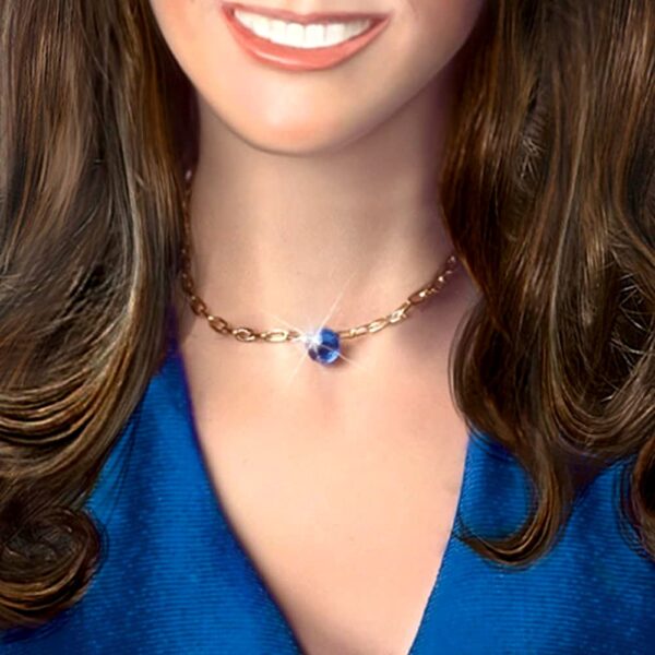 Kate Middleton (Royal Engagement)-b