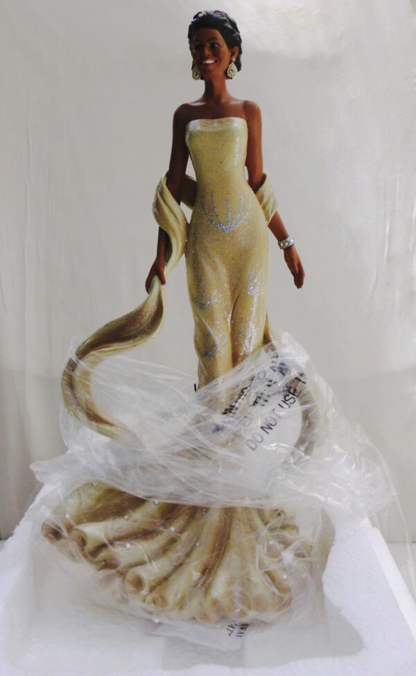 Michelle Obama (Radiant Beauty Premiere Editio (b)