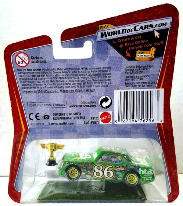 World of Cars Chick Hicks Chase-01