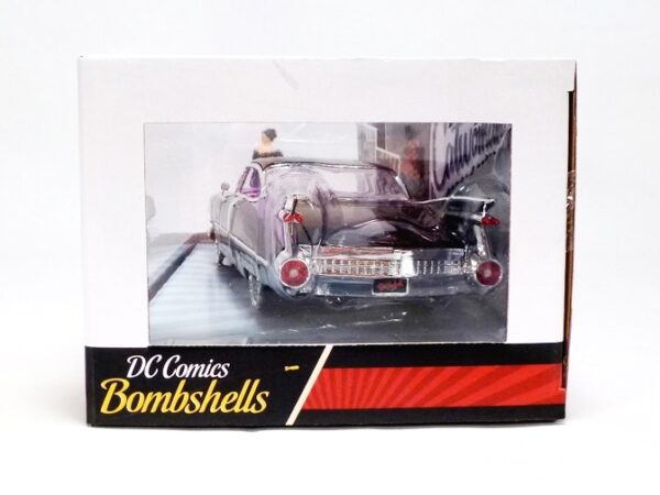Catwoman & 1959 Cadillac-b