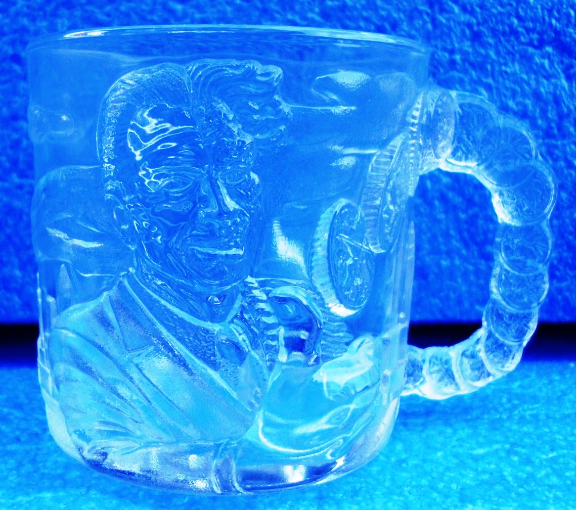 McDonalds 1995 Batman Forever BATMAN Collectors Glass Mug Cup DC Comics 