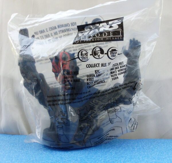 Star Wars EP-1 Darth Maul (32 oz Character Cup Topper with Straw) (3)