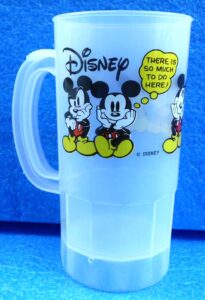 Walt Disney (Mickey Mouse) Super 22 Oz Plastic Cup 1994 Collection (1)